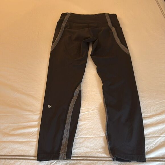 Lululemon Wild Twist 7/8 Tight 25 in. Black Heathered  Gray. Size 6. - Picture 8 of 12